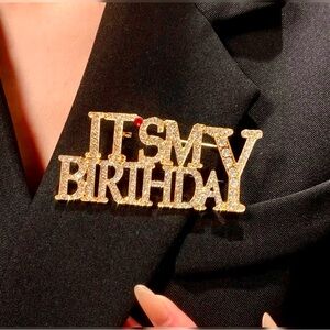 Gold-Tone 'It's My Birthday' Rhinestone Brooch 🎉 🎁 🎂